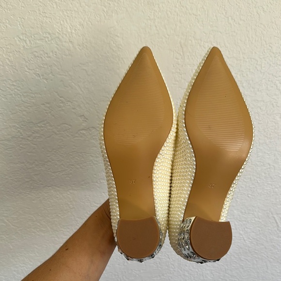 Elegant Cream Heels with Embellished Block Heel - Picture 7 of 8